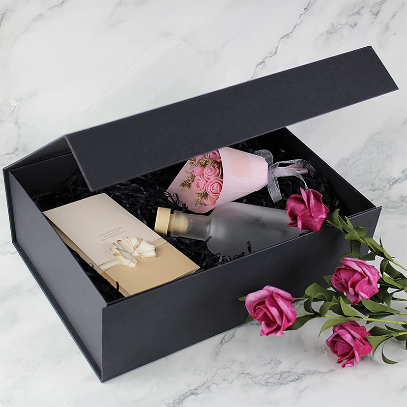 Rigid Gift Boxes with Changeable Ribbon And Magnetic Closure Black Gift Set Box with Paper Bag Greeting Card Gift Box Packaging