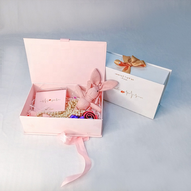 Large Custom Logo Recycled Chocolate Cardboard Packaging White Pink Magnetic Rigid Closure Ribbon Gift Packaging Boxes